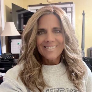 Belle Tress Rosella in British Milk Tea